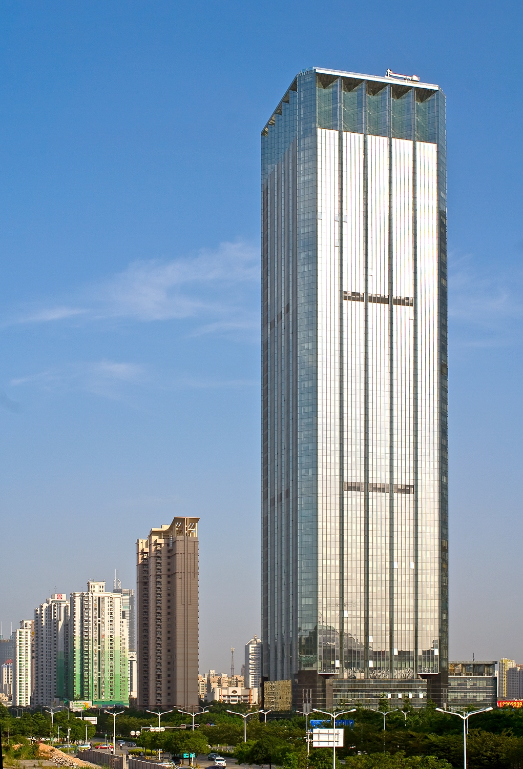 1602838055595298.jpg 15-深圳榮超經貿中心(2010年度魯班獎,48層-206米-115247㎡).jpg